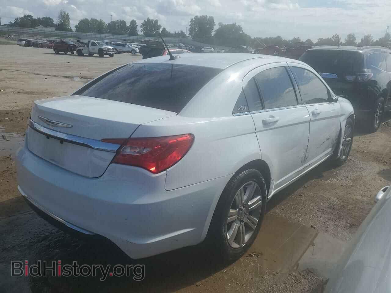 2014 CHRYSLER 200 - VIN: 1C3CCBAB1EN205373 - Фото 3