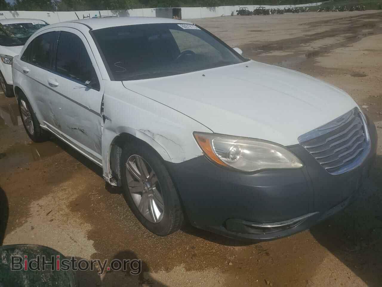 2014 CHRYSLER 200 - VIN: 1C3CCBAB1EN205373 - Фото 4