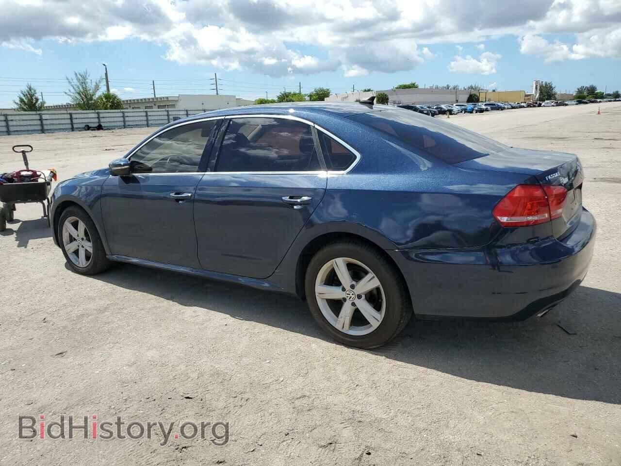 2012 VOLKSWAGEN PASSAT - VIN: 1VWBP7A30CC102713 - Фото 2