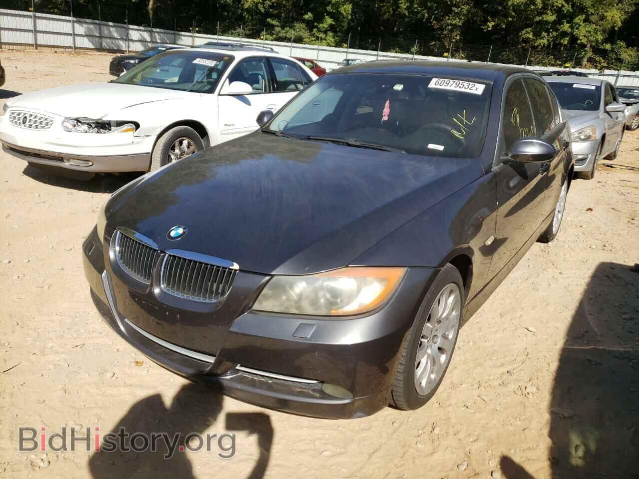 2008 BMW 3 SERIES - VIN: WBAVB73558VH25768 - Photo 2