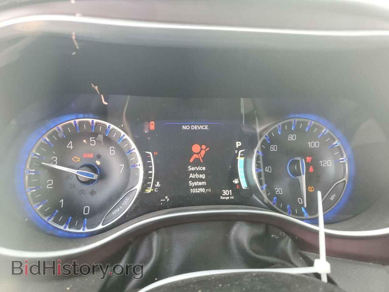 2017 CHRYSLER PACIFICA - VIN: 2C4RC1GG2HR584040 - Фото 9