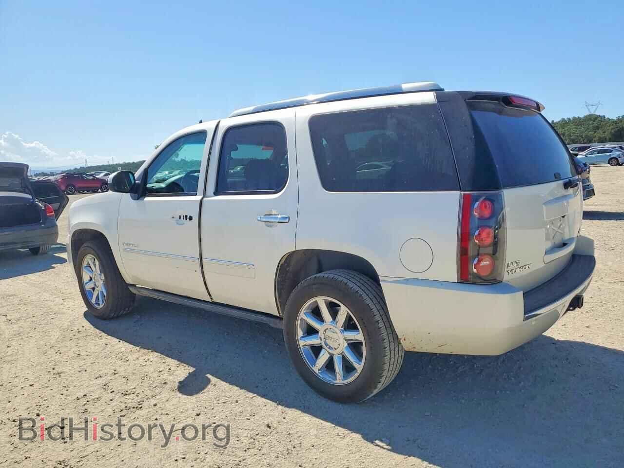 2011 GMC YUKON - VIN: 1GKS2EEF3BR392262 - Фото 2