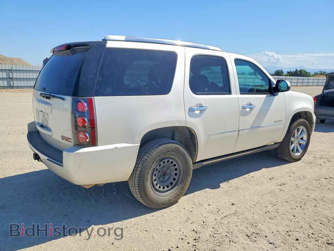 2011 GMC YUKON - VIN: 1GKS2EEF3BR392262 - Фото 3