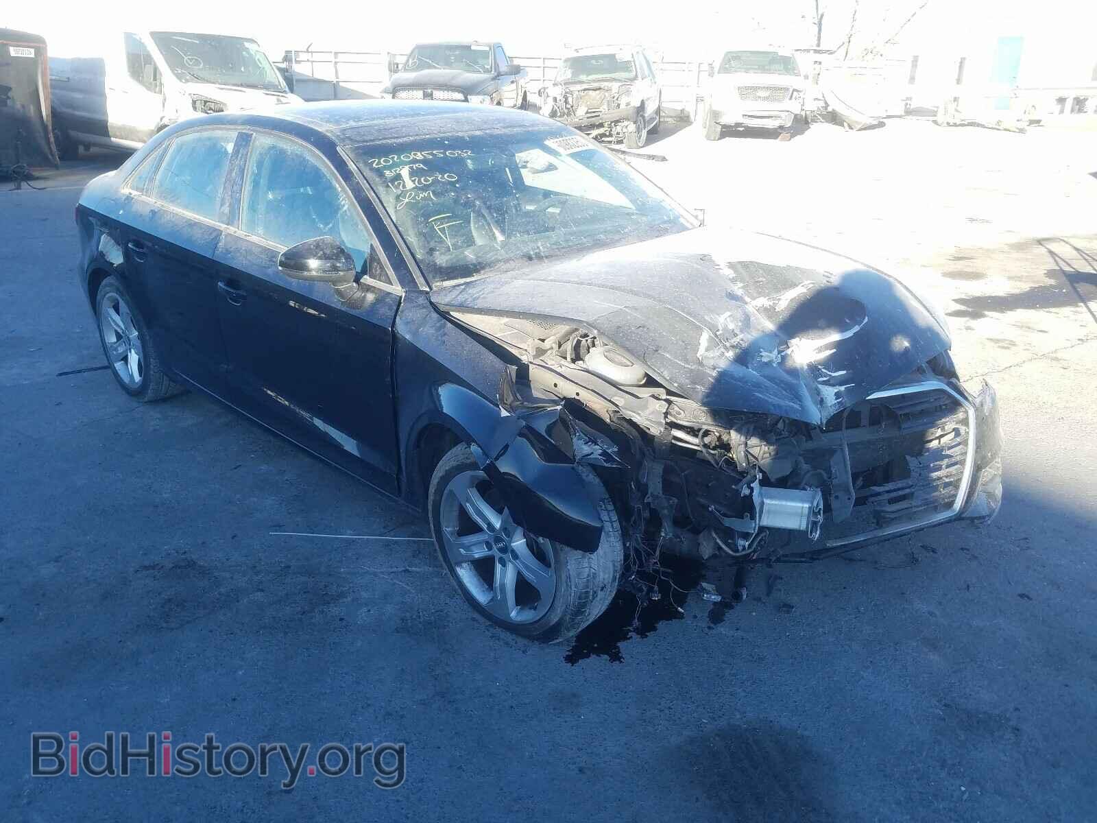 Фотография WAUB8GFFXH1032205 - AUDI A3 2017