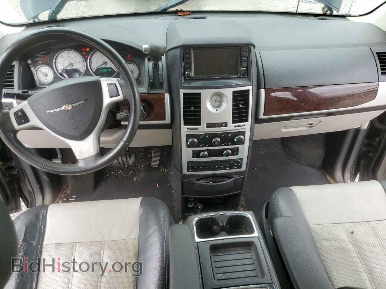 2010 CHRYSLER MINIVAN - VIN: 2A4RR8DX8AR481040 - Фото 8