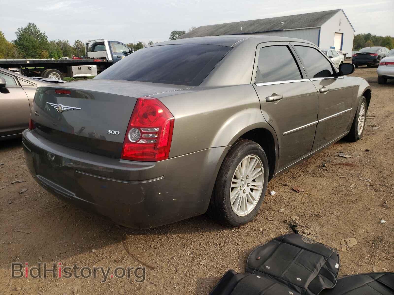 2009 CHRYSLER 300 - VIN: 2C3LA43D79H568887 - Фото 4