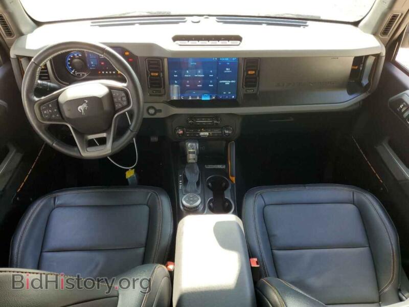 2021 Ford BRONCO (VIN 1FMEE5DP7MLA90727) — фото 8 из 14