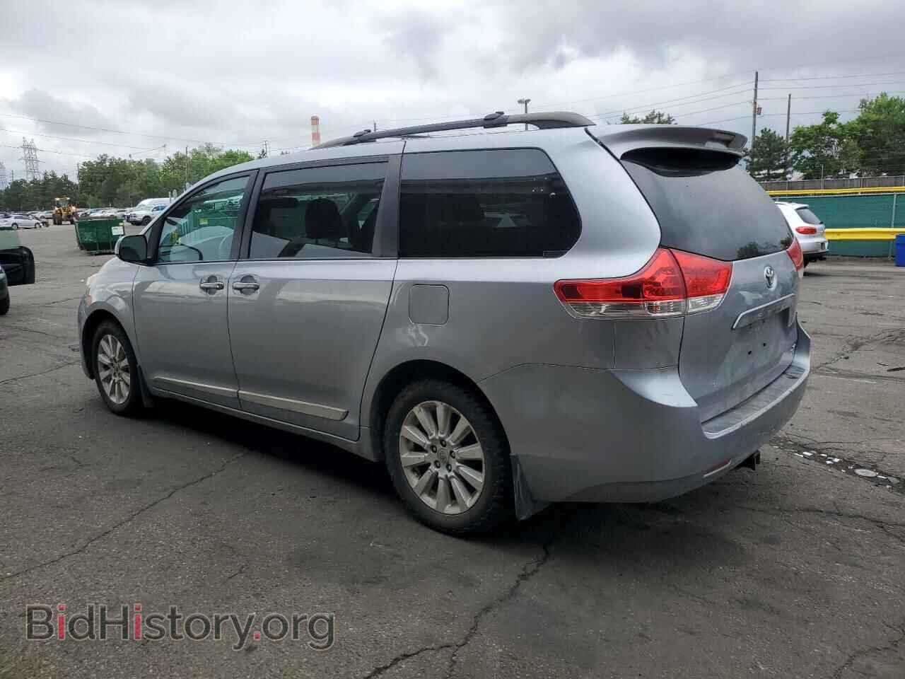 2012 TOYOTA All Models - VIN: 5TDDK3DC0CS045345 - Фото 2