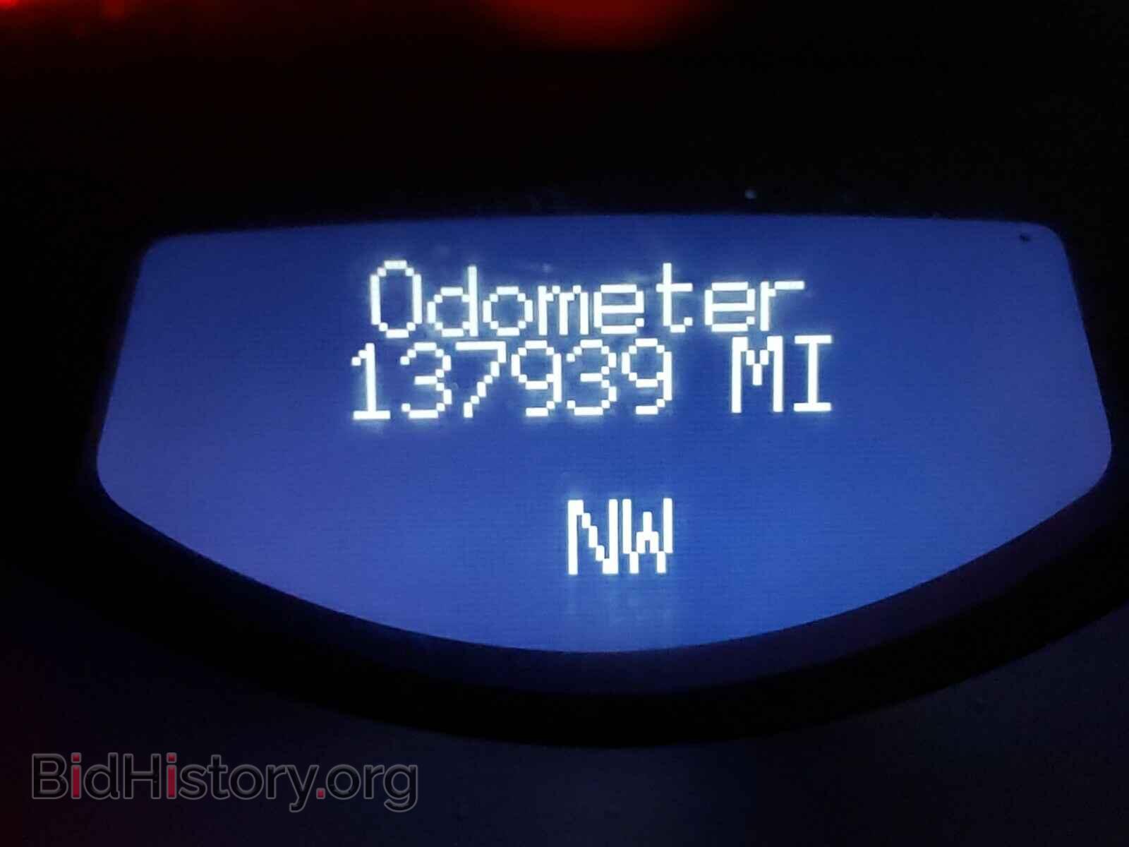 2008 CADILLAC CTS - VIN: 1G6DF577280143532 - Фото 8