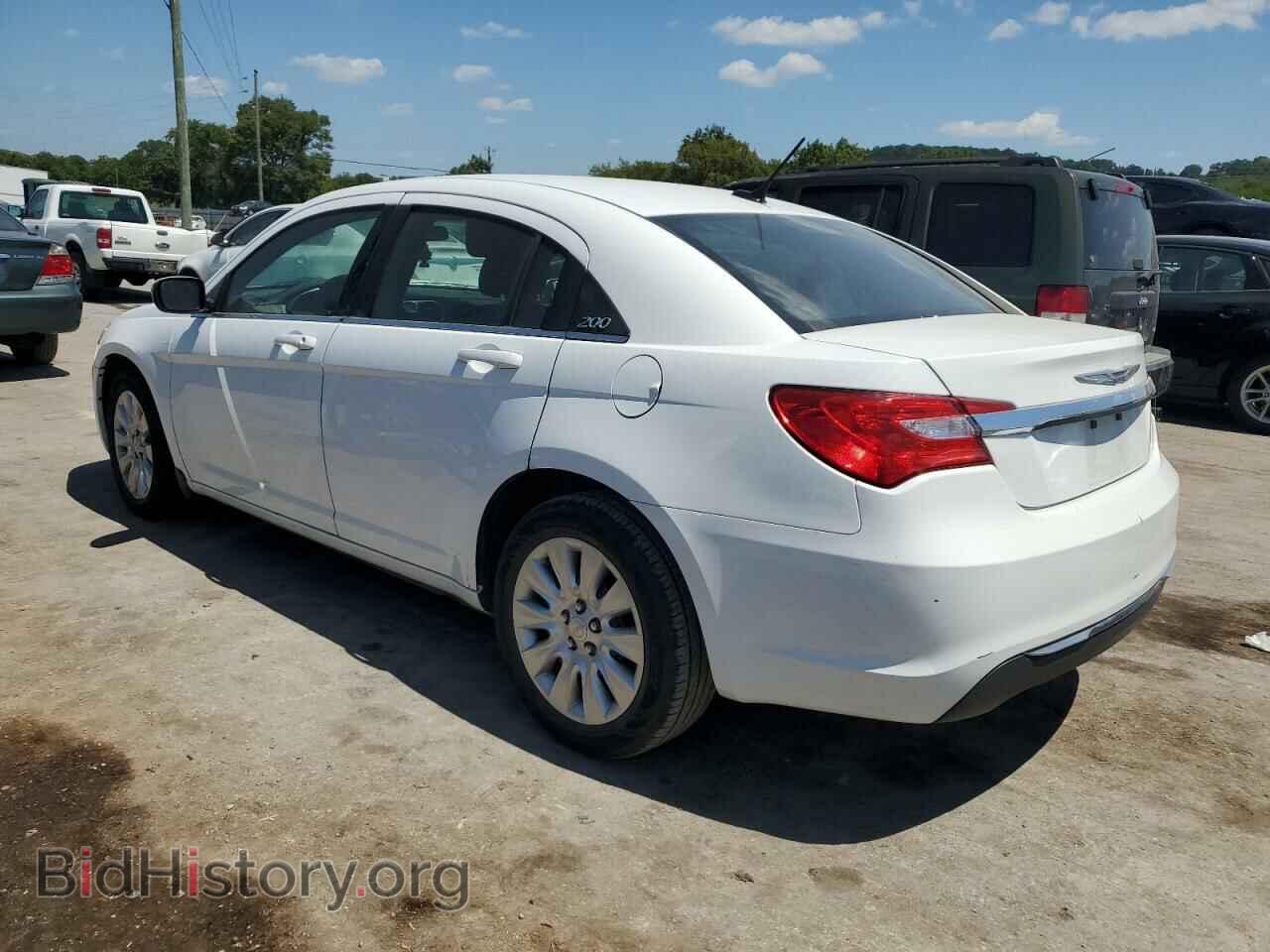 2014 CHRYSLER 200 - VIN: 1C3CCBAB2EN207746 - Фото 2