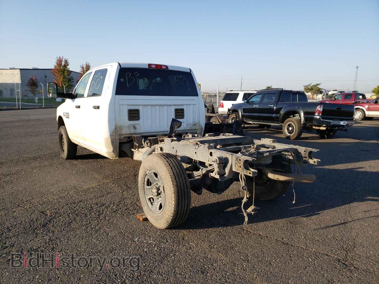 2018 RAM 3500 - VIN: 3C63R3GL5JG104007 - Фото 3