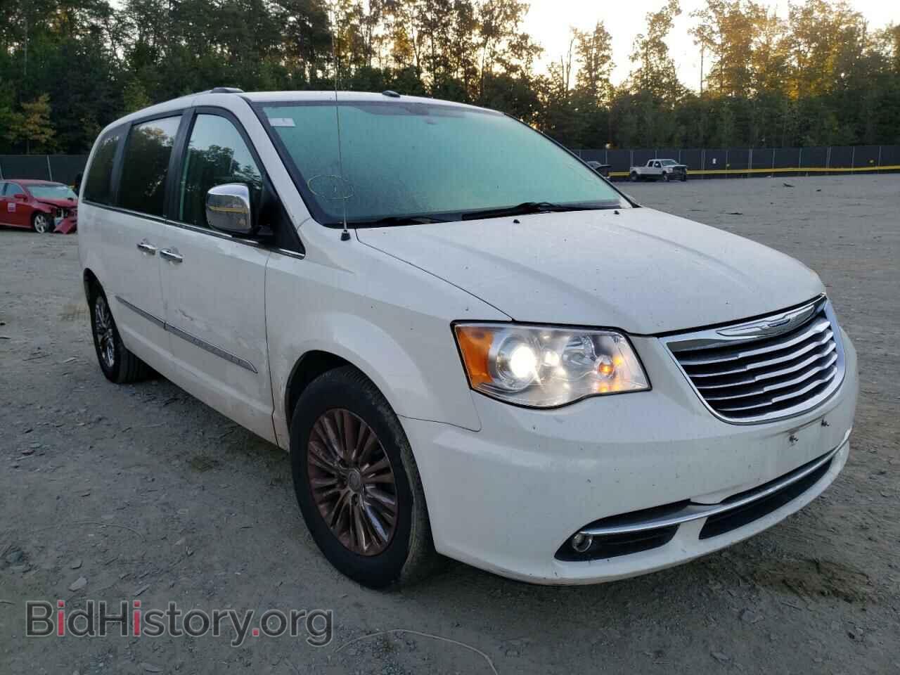 Photo 2A4RR6DG3BR664528 - CHRYSLER MINIVAN 2011