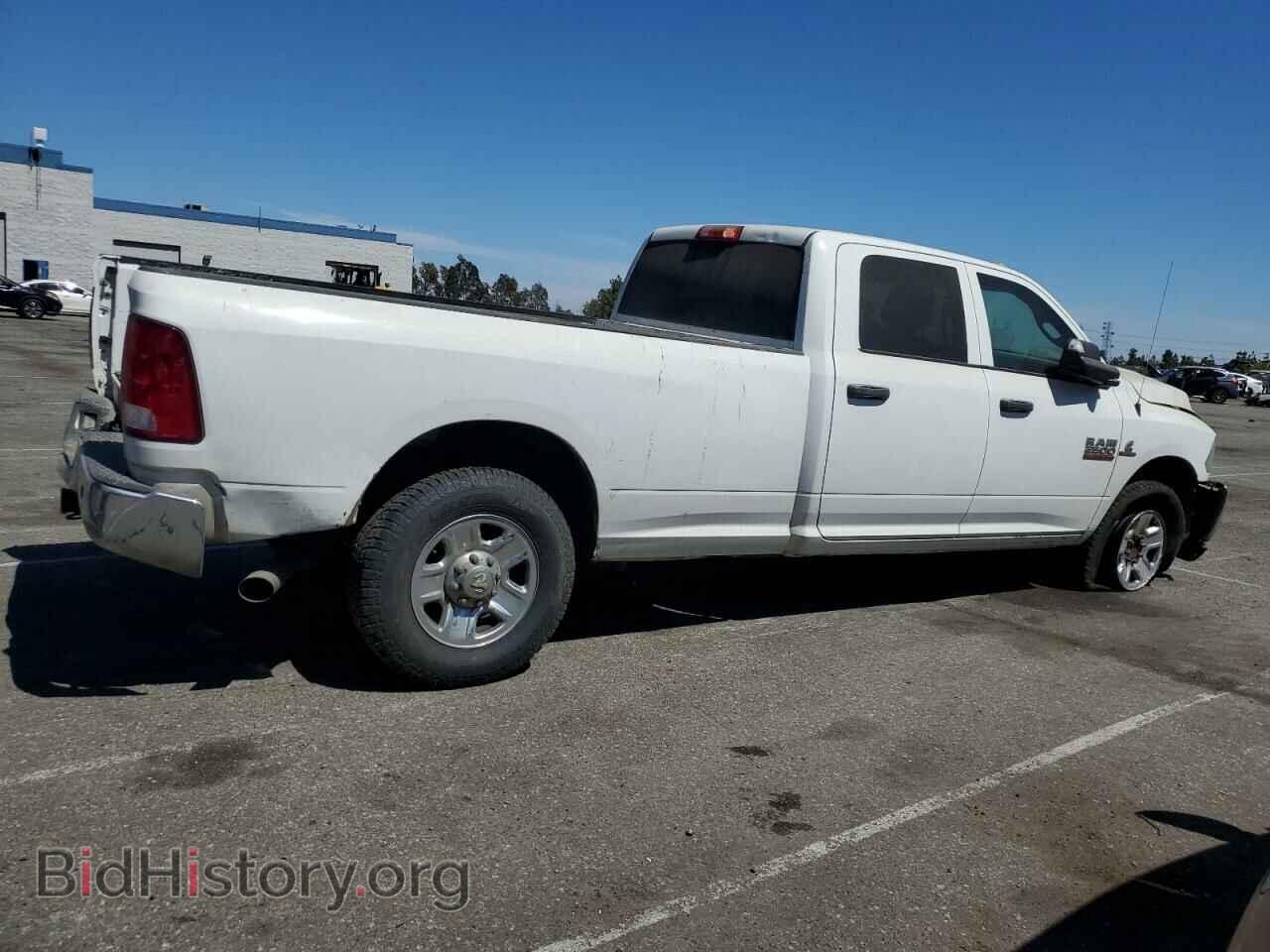 2018 RAM All Models - VIN: 3C6UR4HL4JG144202 - Фото 3