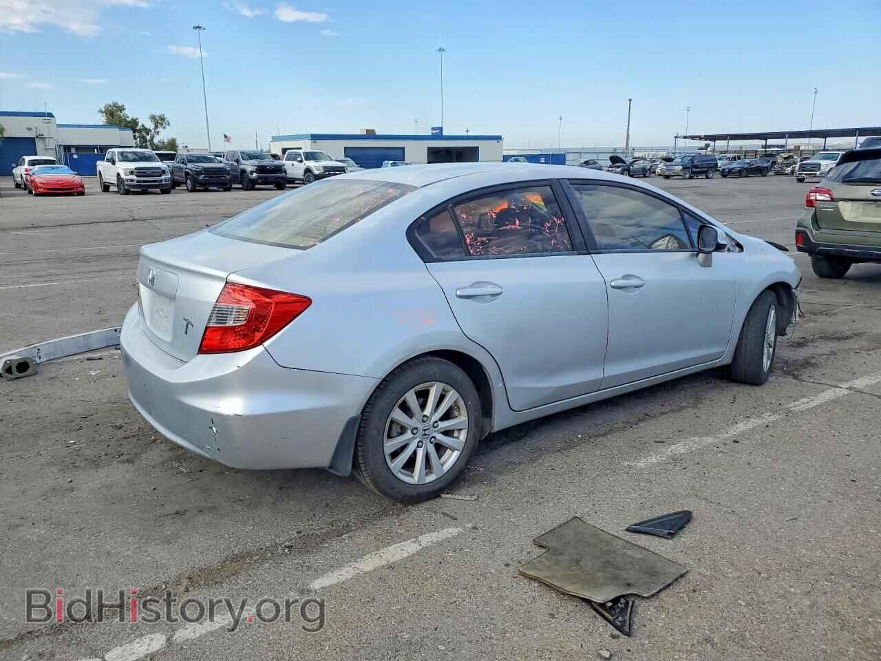 2012 HONDA CIVIC - VIN: 2HGFB2F84CH593330 - Фото 3