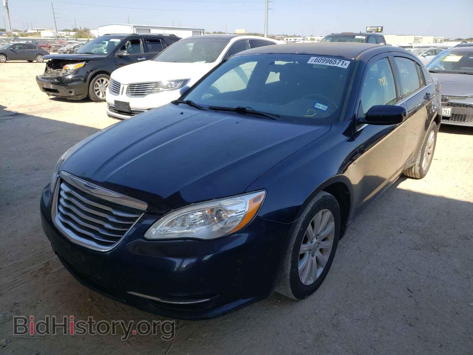 2012 CHRYSLER 200 - VIN: 1C3CCBBB7CN106813 - Фото 2