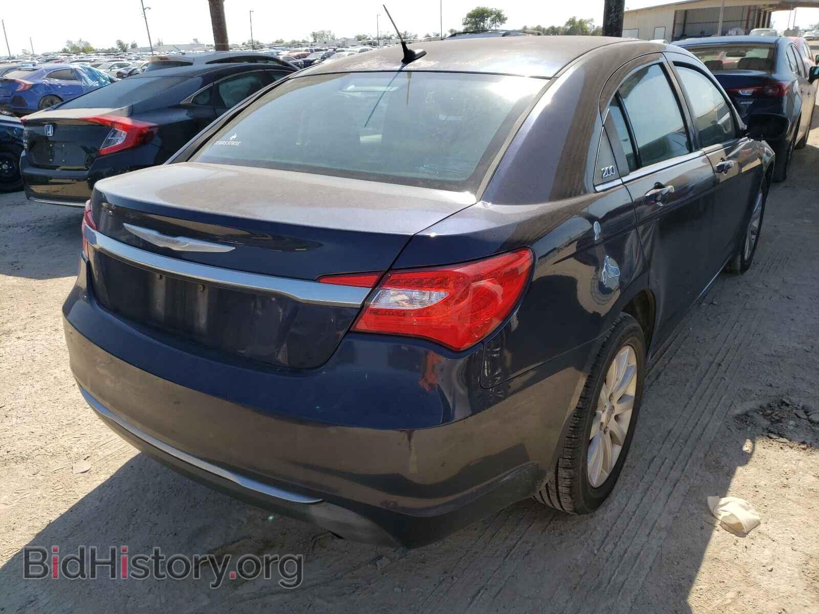 2012 CHRYSLER 200 - VIN: 1C3CCBBB7CN106813 - Фото 4