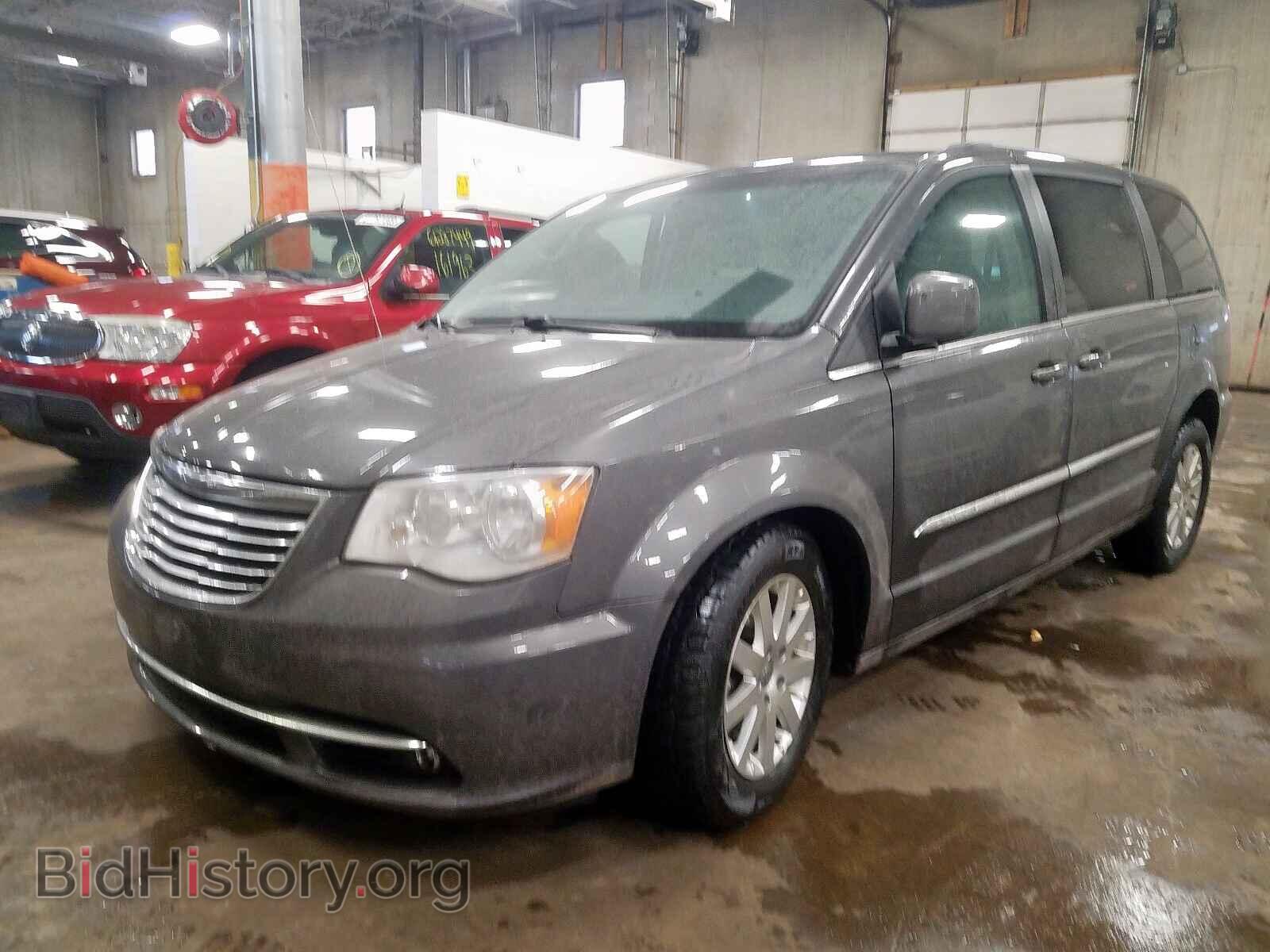 2016 CHRYSLER TOWN & COU - VIN: 2C4RC1BG2GR281250 - Фото 2