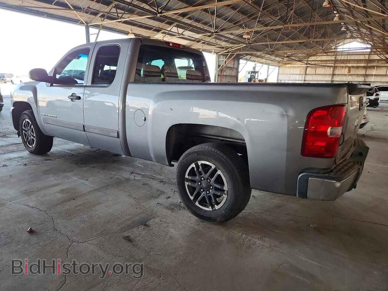 2008 CHEVROLET SILVERADO - VIN: 2GCEC19C581305946 - Фото 2