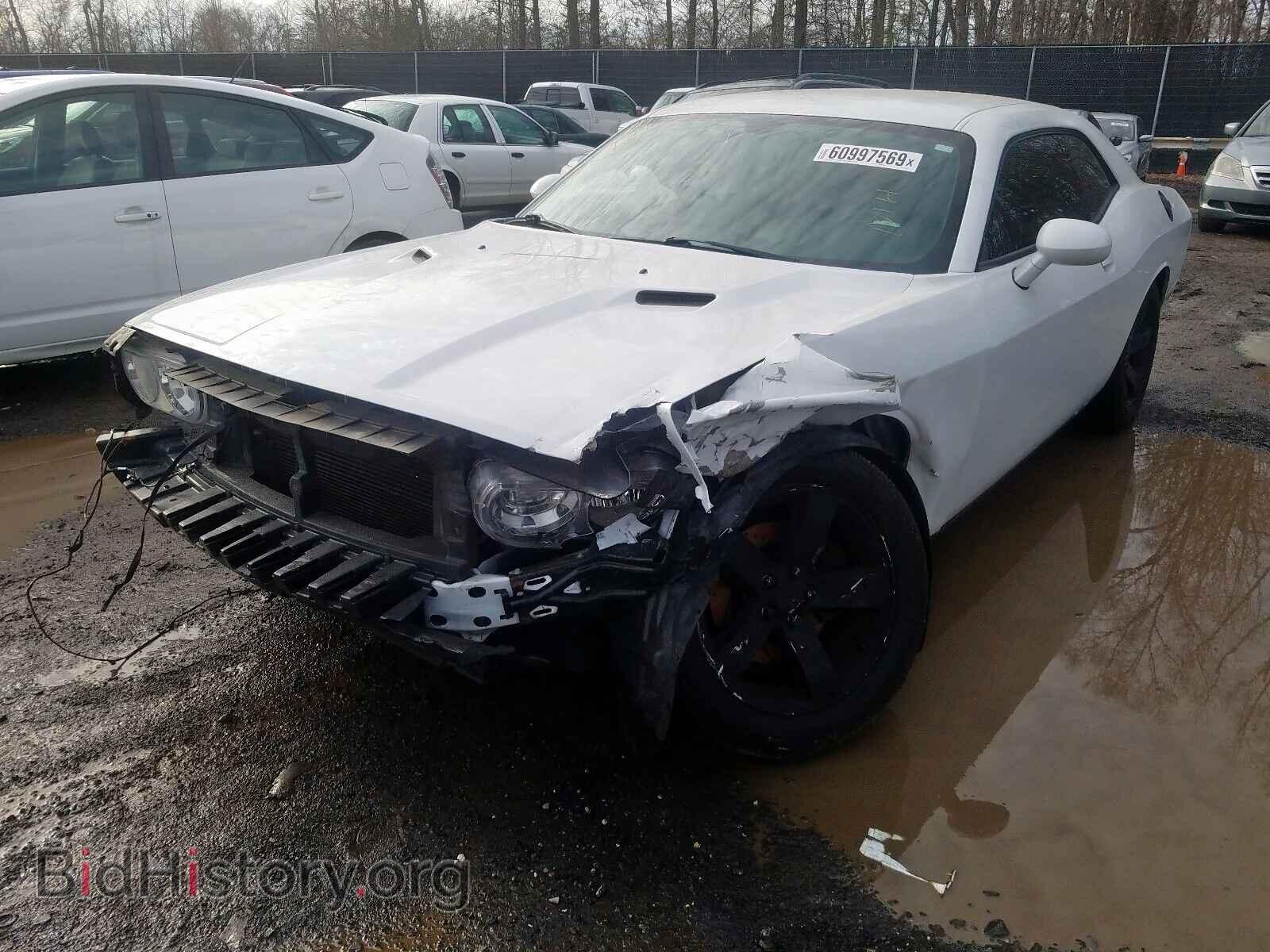 2014 DODGE CHALLENGER - VIN: 2C3CDYAG2EH111572 - Фото 2