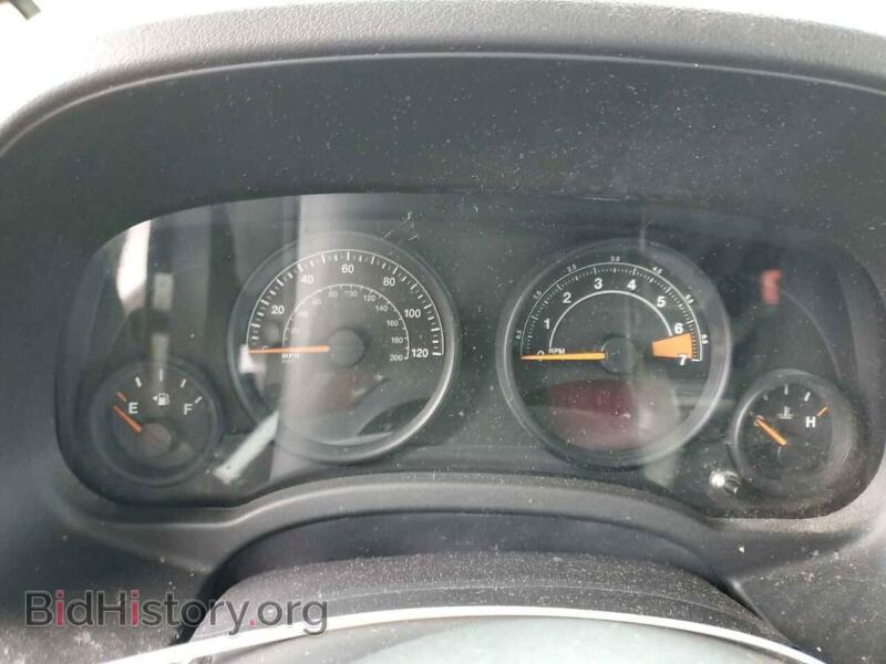2014 Jeep COMPASS (VIN 1C4NJCBAXED570565) — фото 9 из 14