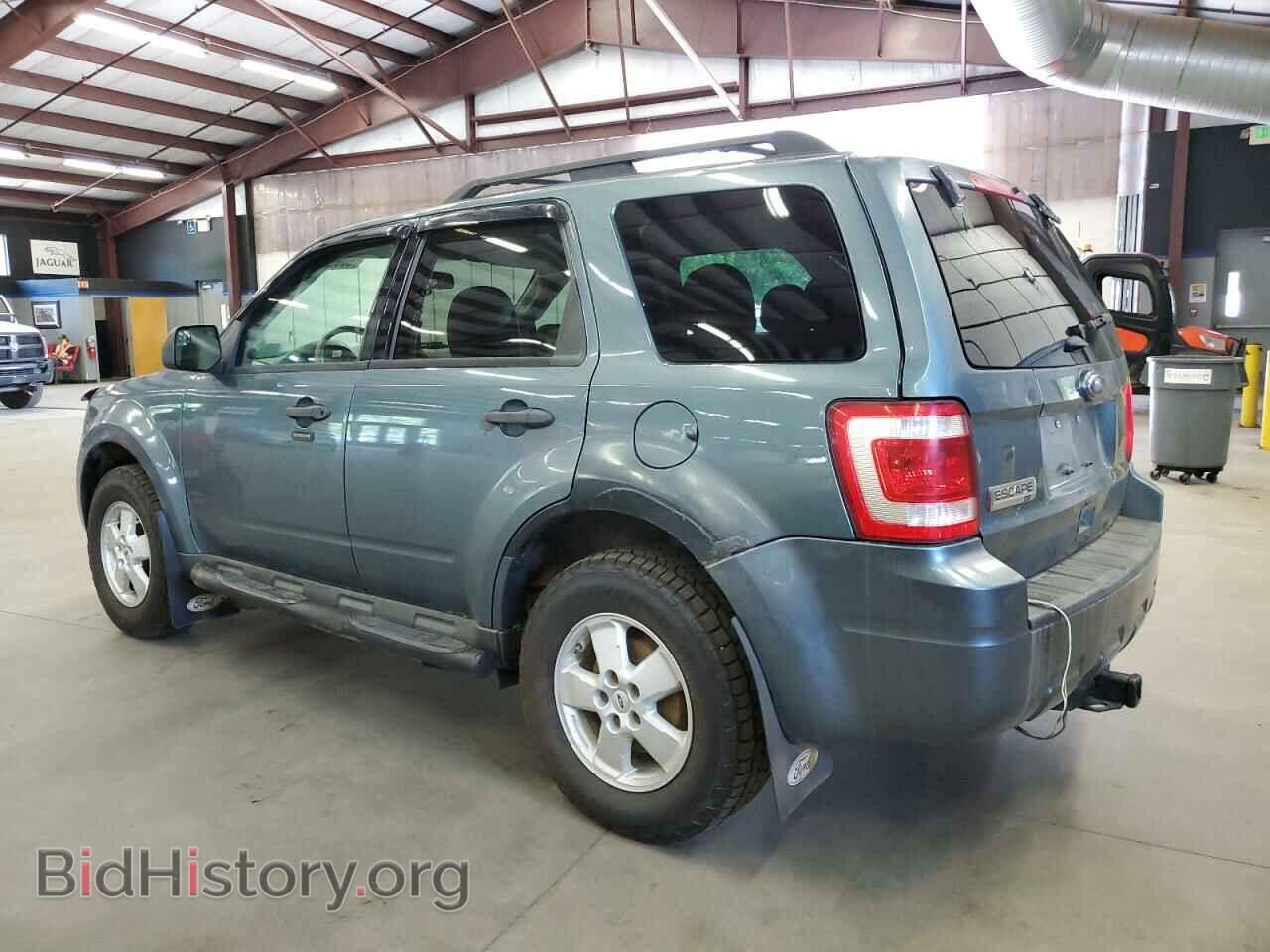2011 FORD ESCAPE - VIN: 1FMCU0D76BKC25437 - Фото 2