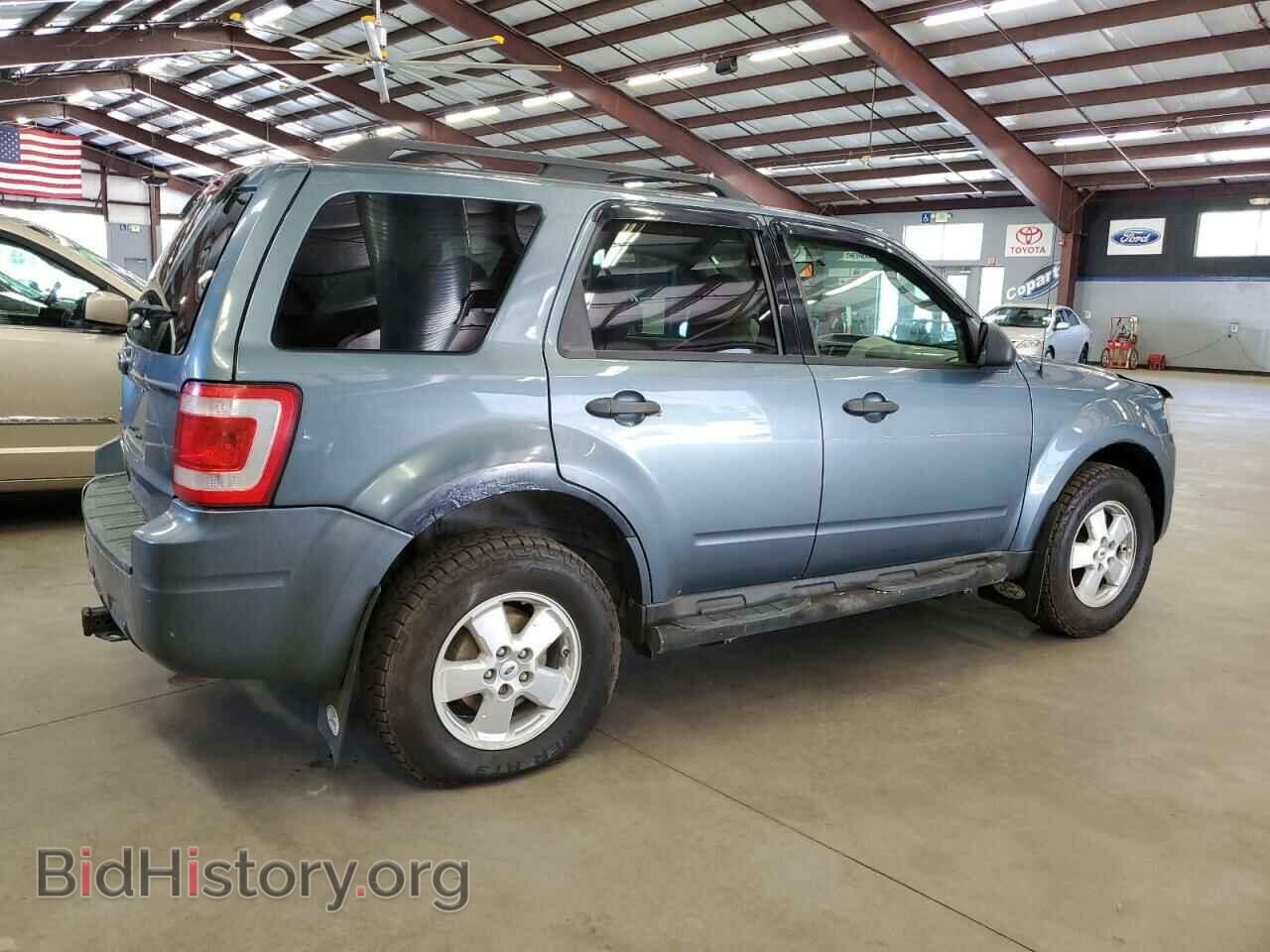 2011 FORD ESCAPE - VIN: 1FMCU0D76BKC25437 - Фото 3
