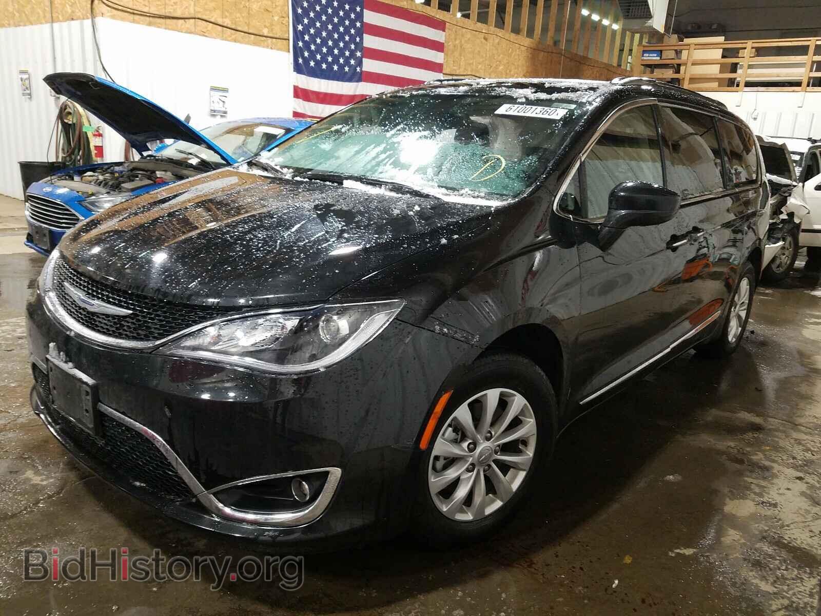 2019 CHRYSLER PACIFICA - VIN: 2C4RC1BG1KR700617 - Фото 2
