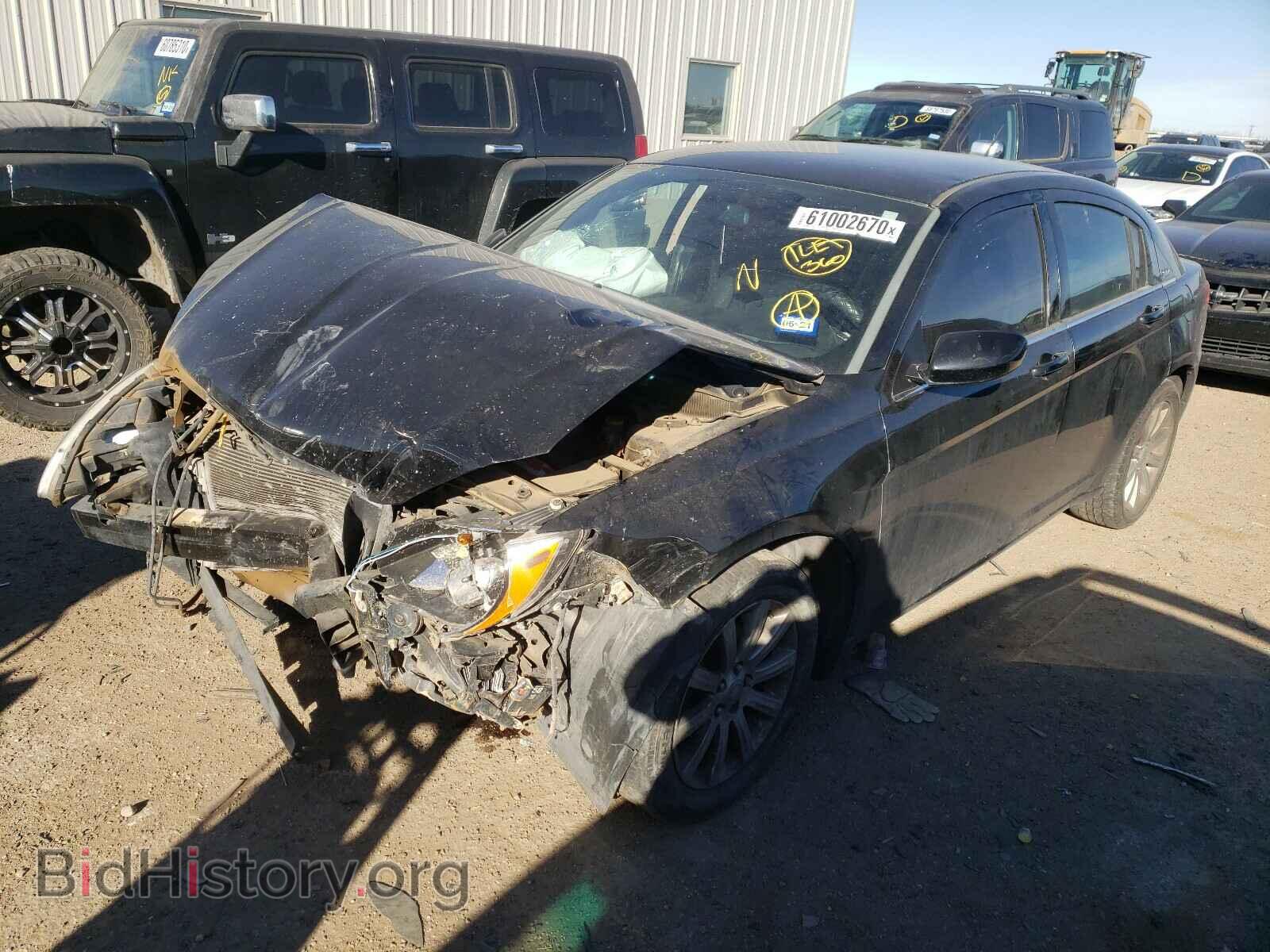 2013 CHRYSLER 200 - VIN: 1C3CCBBB4DN542794 - Фото 2