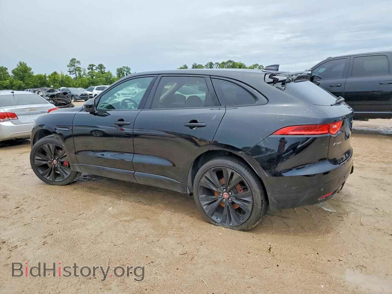 2017 JAGUAR F-PACE - VIN: SADCM2BV5HA082890 - Photo 2