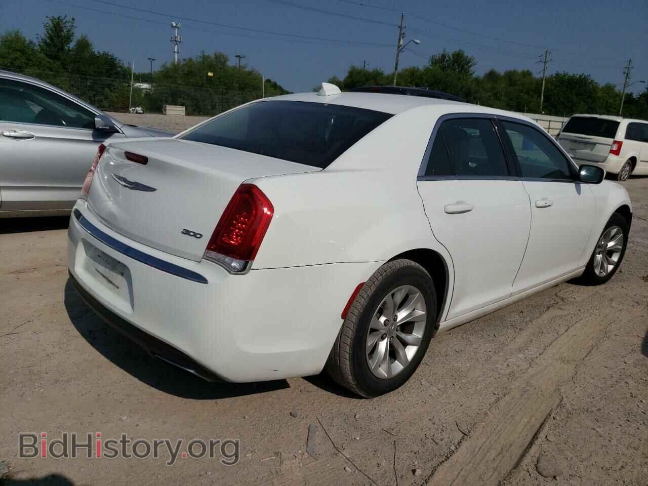 2015 CHRYSLER 300 - VIN: 2C3CCAAG7FH872903 - Фото 3