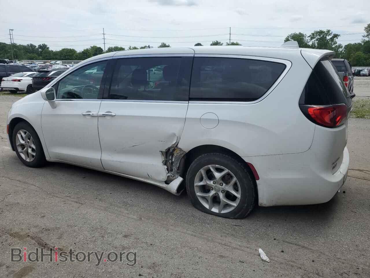 2018 CHRYSLER PACIFICA - VIN: 2C4RC1FG7JR125948 - Фото 2