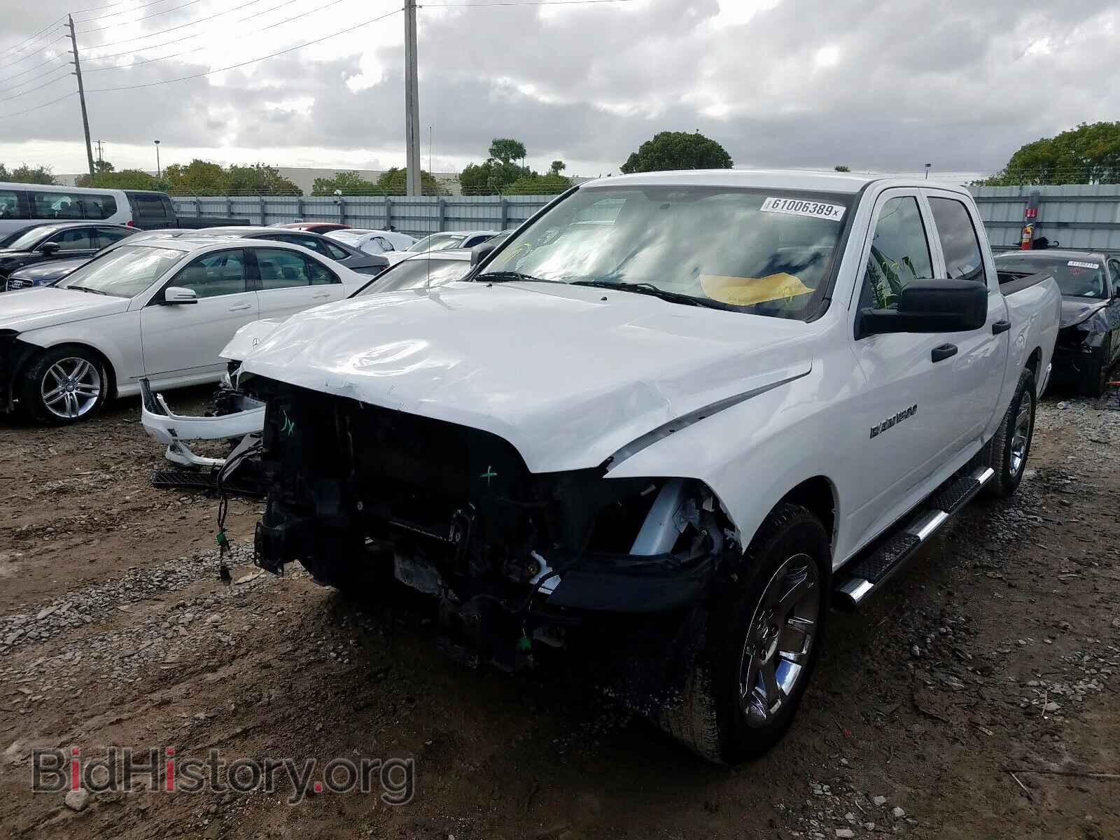 2011 DODGE RAM 1500 - VIN: 1D7RB1CP5BS570329 - Фото 2