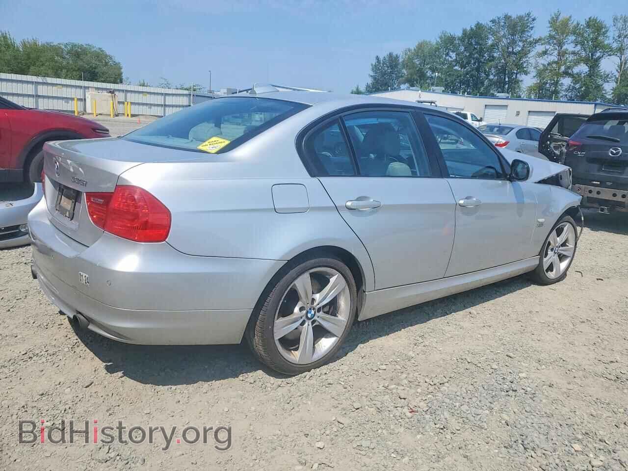 2011 BMW 3 SERIES - VIN: WBAPL5C50BA918285 - Photo 3