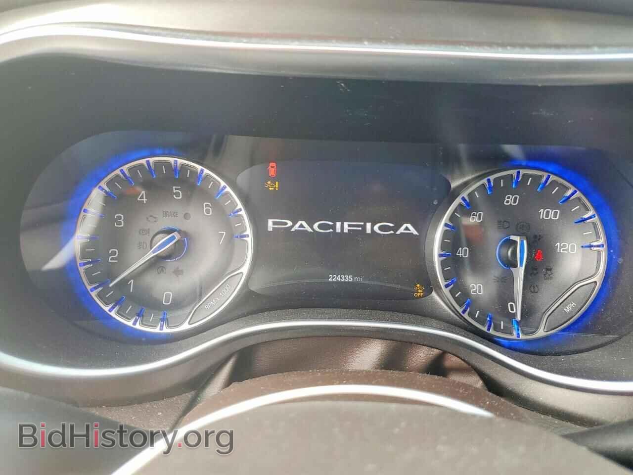 2017 CHRYSLER PACIFICA - VIN: 2C4RC1EG2HR577124 - Photo 9