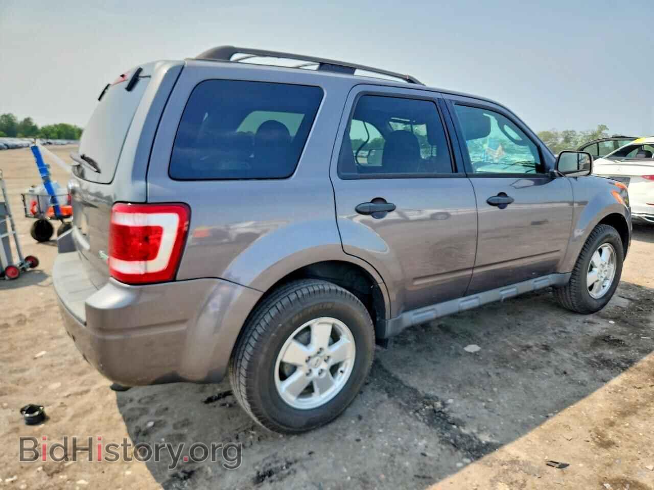 2011 FORD ESCAPE - VIN: 1FMCU0DG6BKB89099 - Фото 3