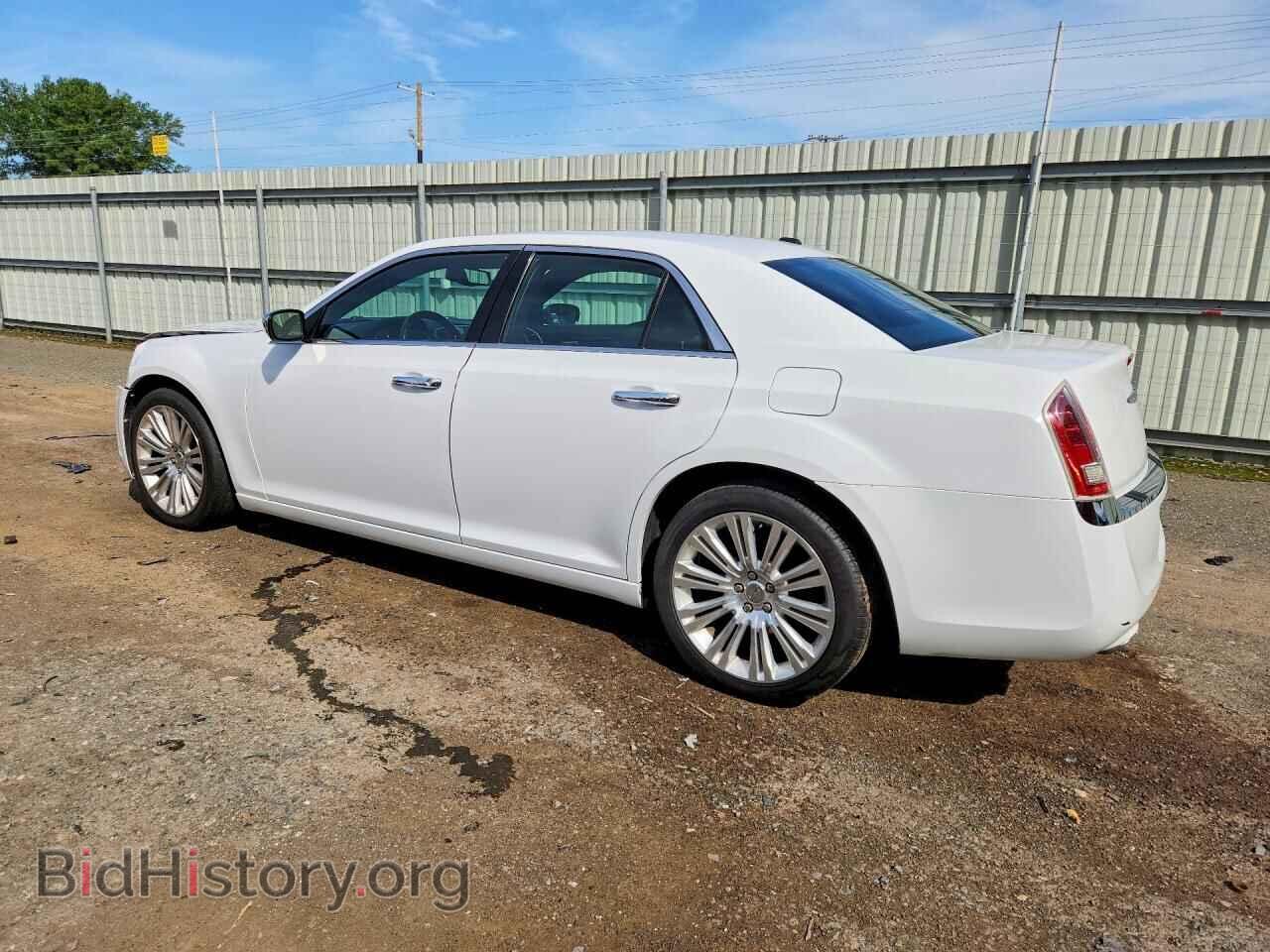 2014 CHRYSLER 300 - VIN: 2C3CCAEG7EH148220 - Photo 2