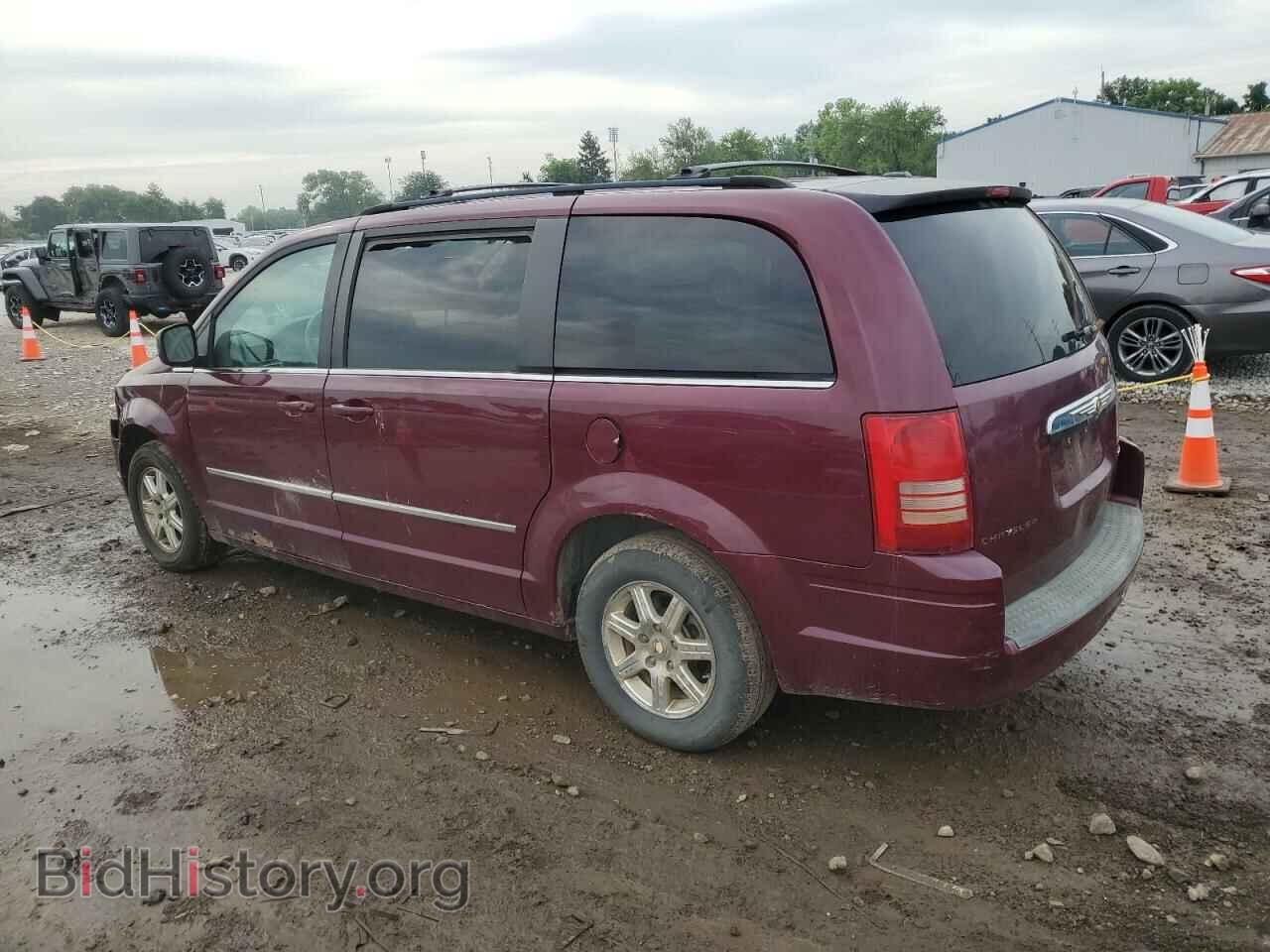2009 CHRYSLER MINIVAN - VIN: 2A8HR54119R577883 - Фото 2