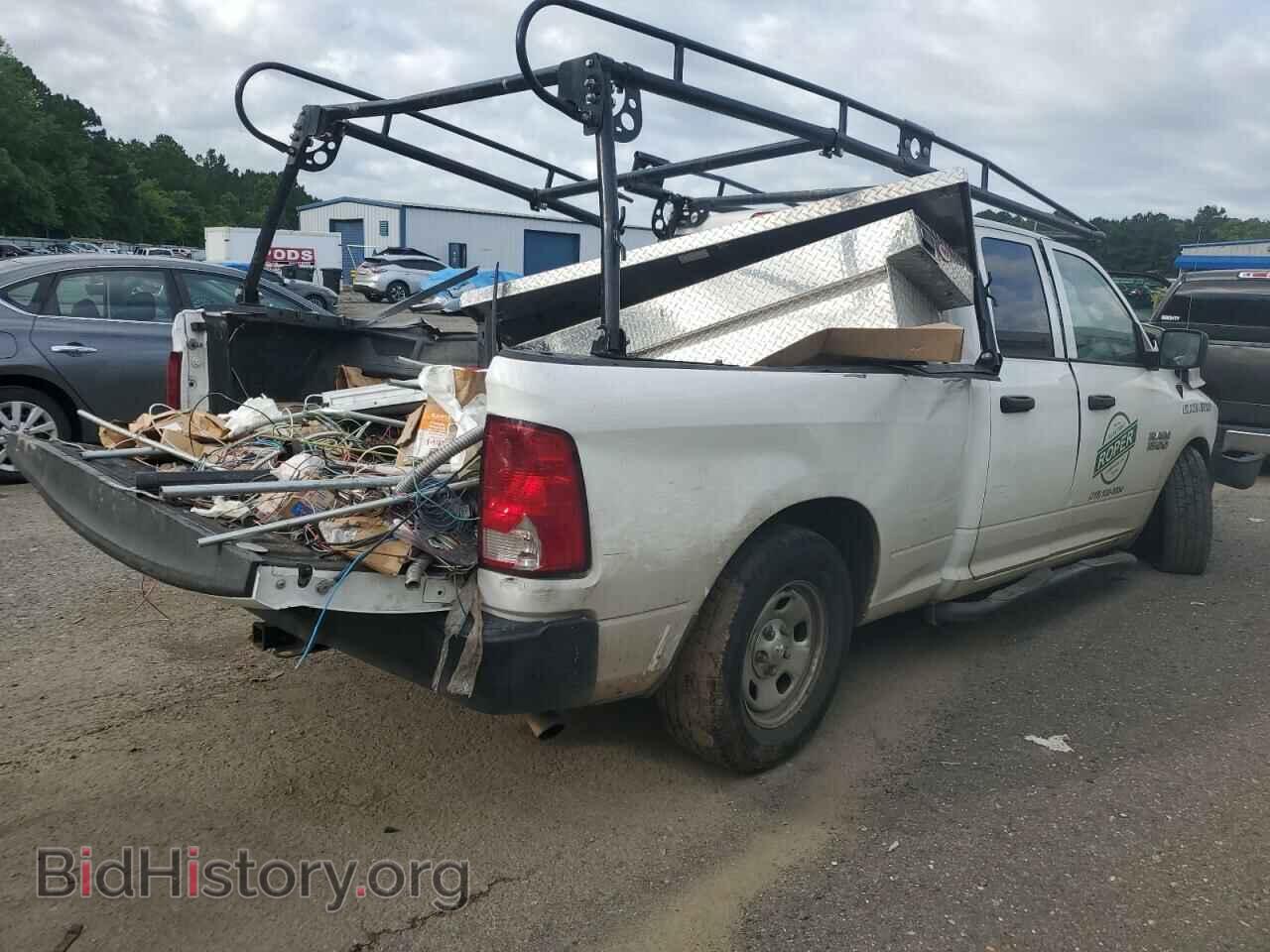 2018 RAM 1500 - VIN: 1C6RR6FG6JS216744 - Фото 3
