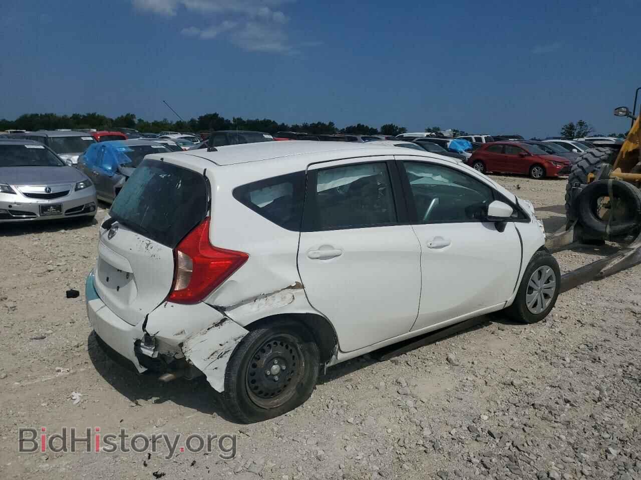 2018 NISSAN VERSA - VIN: 3N1CE2CP2JL357156 - Фото 3