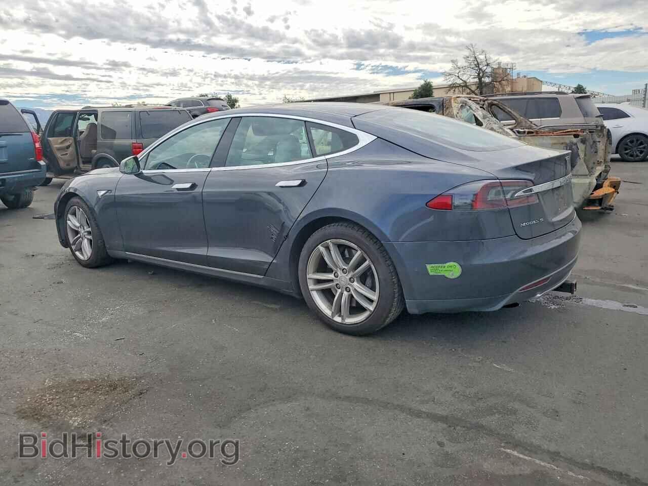 2015 TESLA MODEL S - VIN: 5YJSA1E21FF110961 - Photo 2
