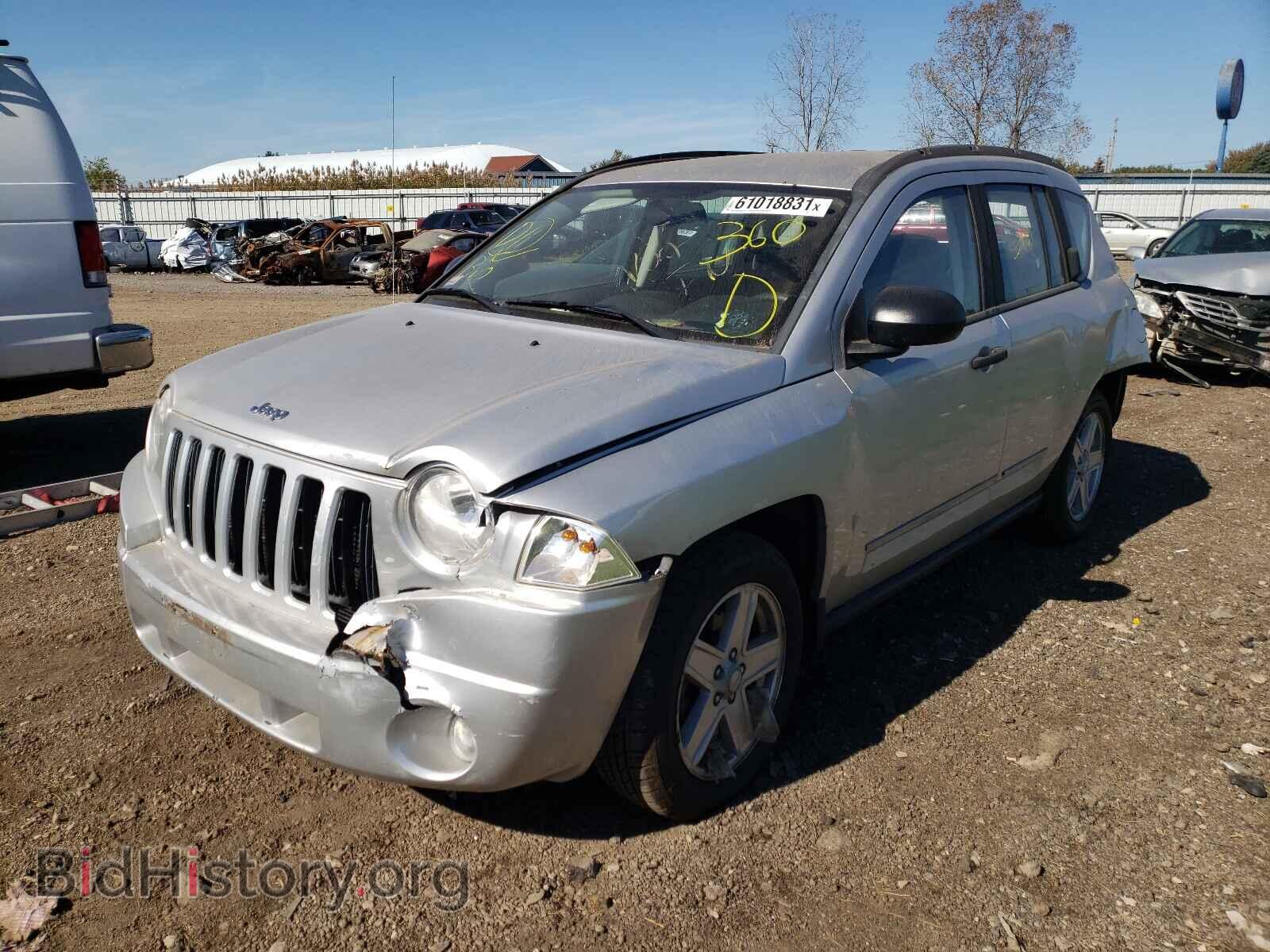 2009 JEEP COMPASS - VIN: 1J4FT47B19D121782 - Photo 2