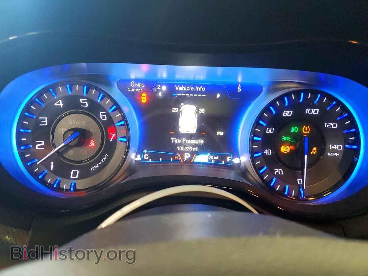 2016 CHRYSLER 300 - VIN: 2C3CCAGG2GH200014 - Photo 9