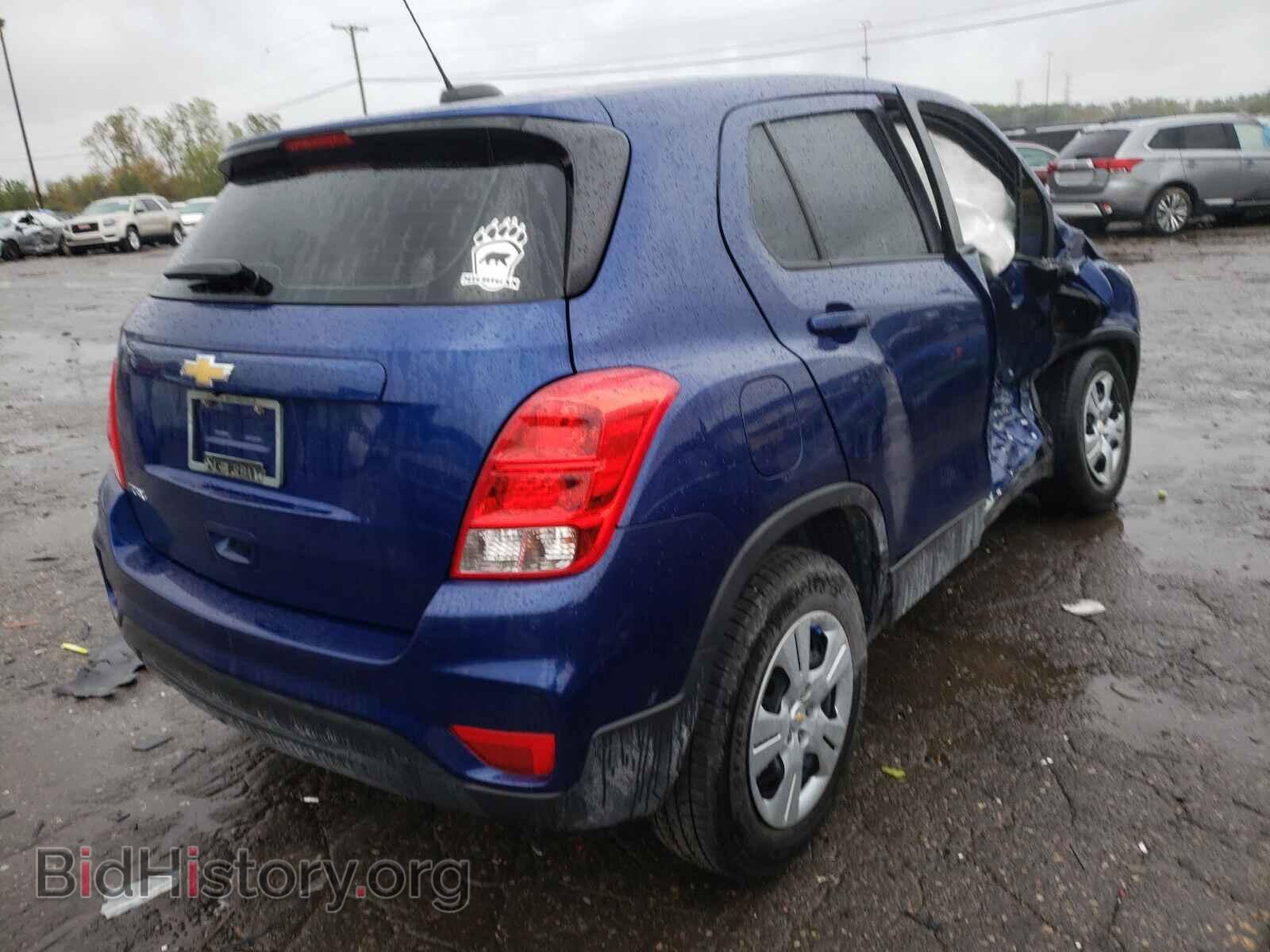 2017 CHEVROLET TRAX - VIN: 3GNCJKSB3HL180584 - Фото 4