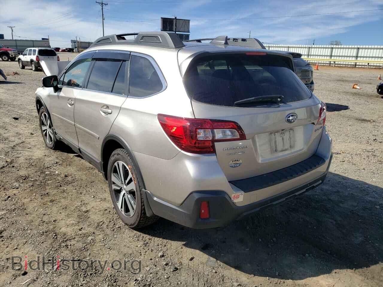 2018 SUBARU OUTBACK - VIN: 4S4BSANC2J3316166 - Фото 3