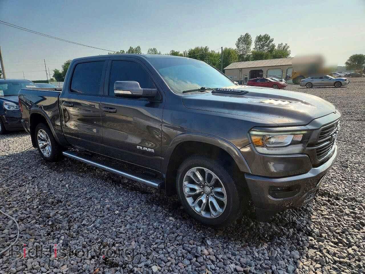 2020 RAM 1500 - VIN: 1C6SRFJT0LN196367 - Фото 4
