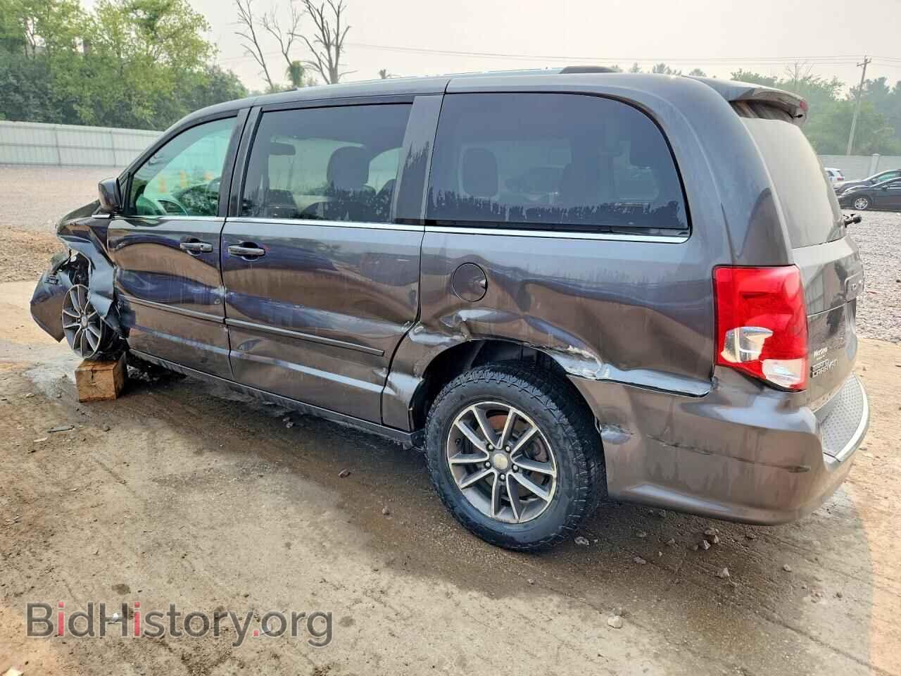2017 DODGE CARAVAN - VIN: 2C4RDGCG8HR745724 - Photo 2
