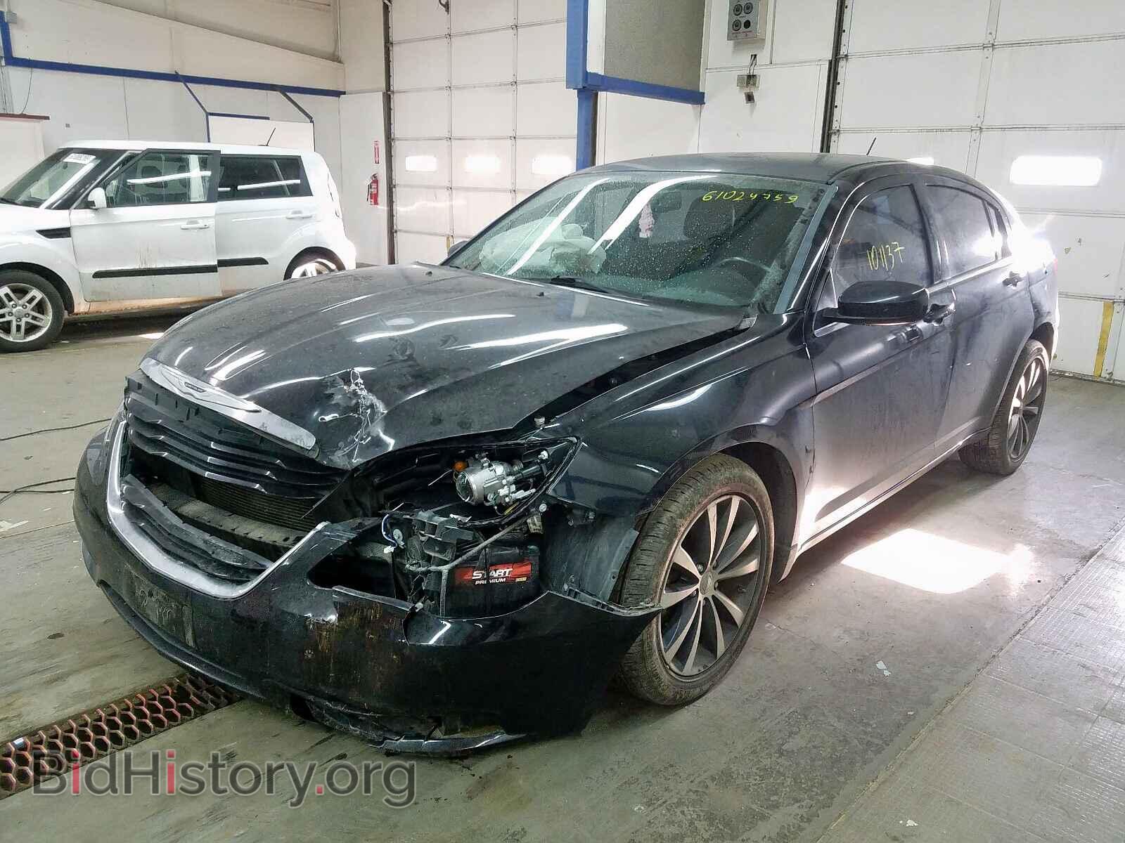 2014 CHRYSLER 200 - VIN: 1C3CCBCG9EN120628 - Фото 2
