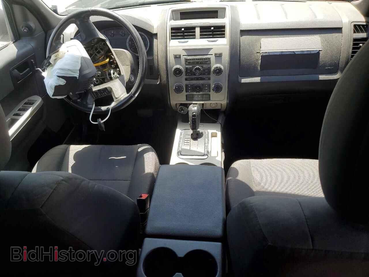 2011 FORD ESCAPE - VIN: 1FMCU0D73BKC48335 - Photo 8