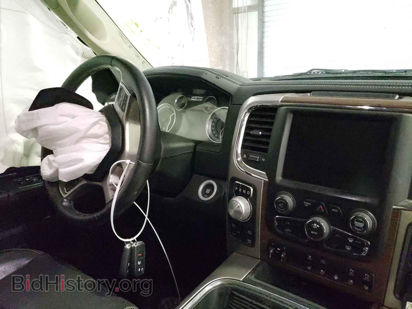 2017 RAM 1500 - VIN: 1C6RR7VT2HS689006 - Photo 9