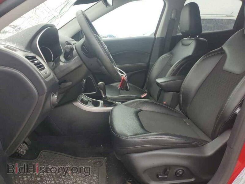 2017 Jeep COMPASS (VIN 3C4NJDBBXHT657072) — photo 7 of 12
